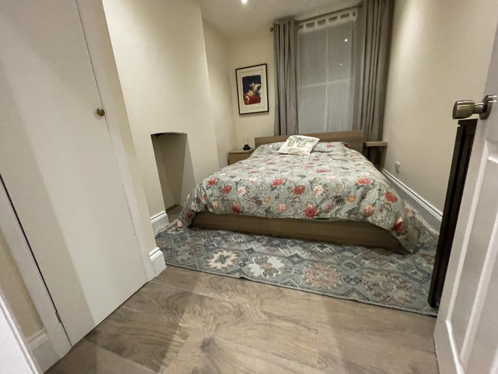 Globe Apartments Гластонбери Экстерьер фото